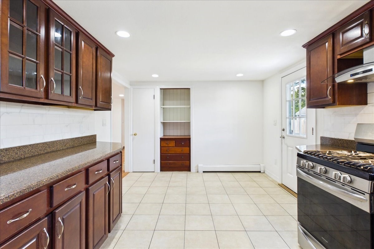 42 Hazelmoor Rd Property Photo 9