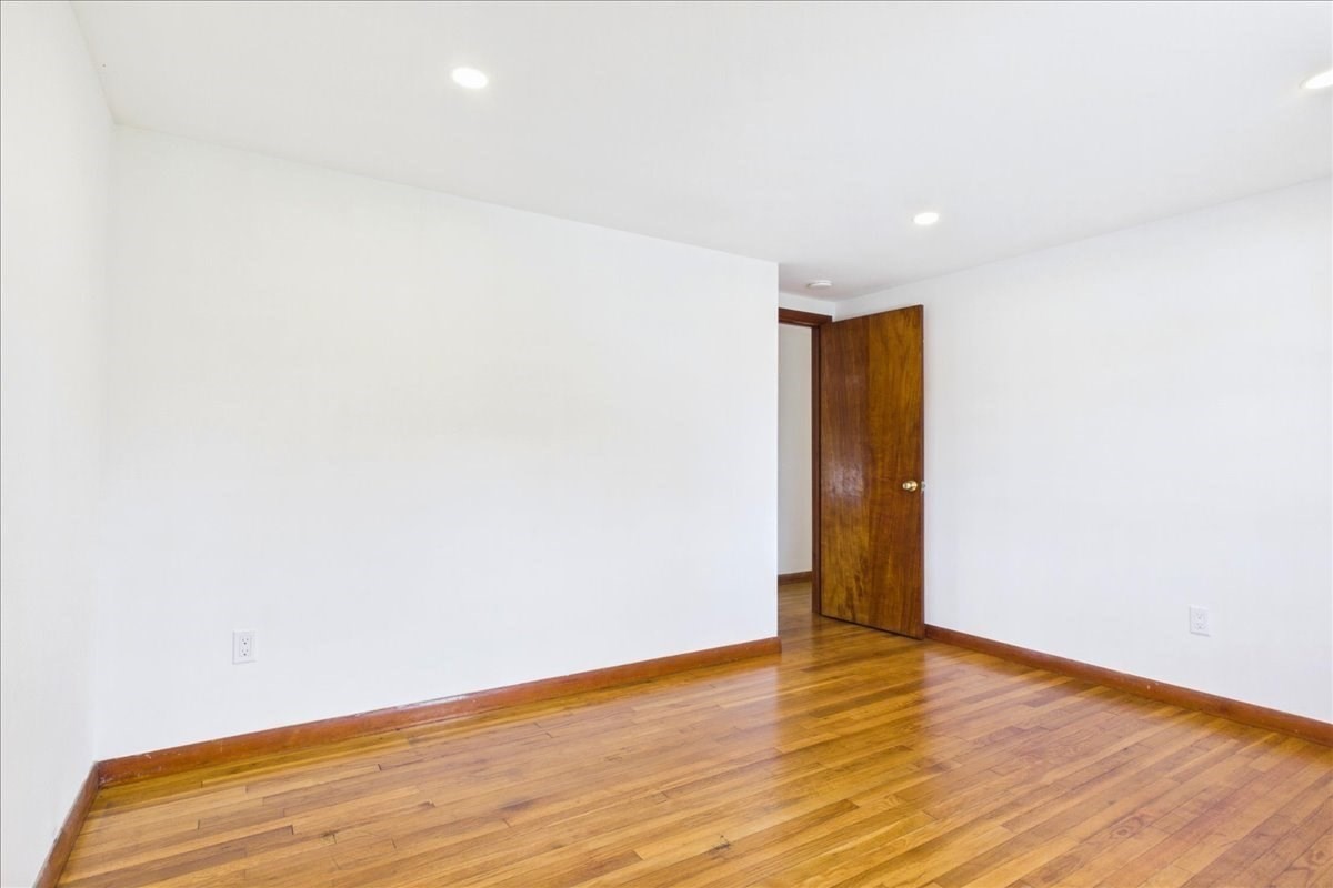 42 Hazelmoor Rd Property Photo 24