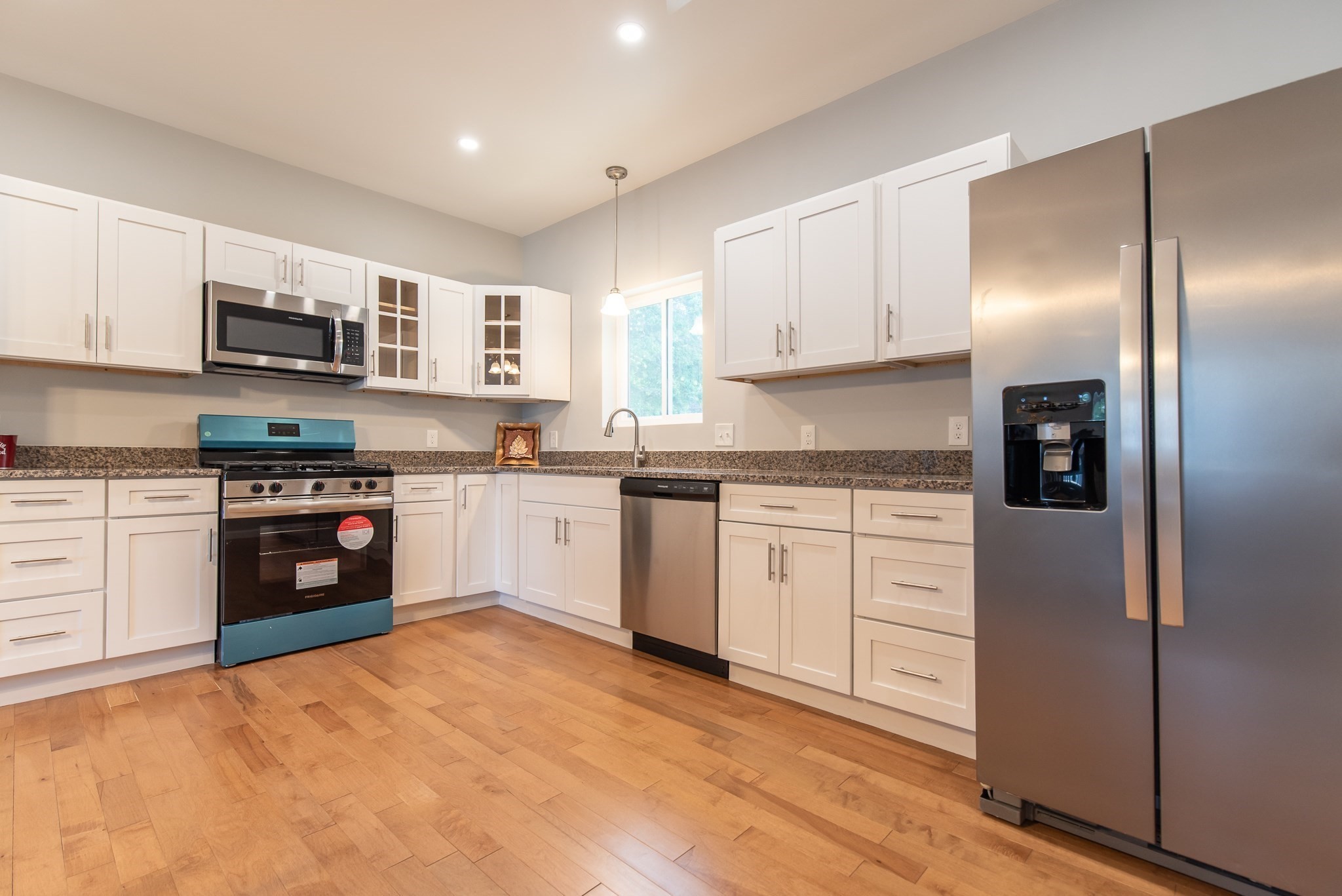 184 Avenue C # 3 Property Photo 6