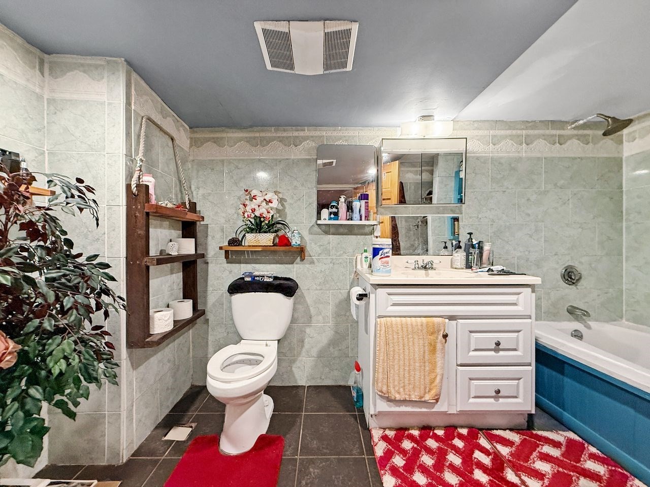 128 Lexington St. Property Photo 15
