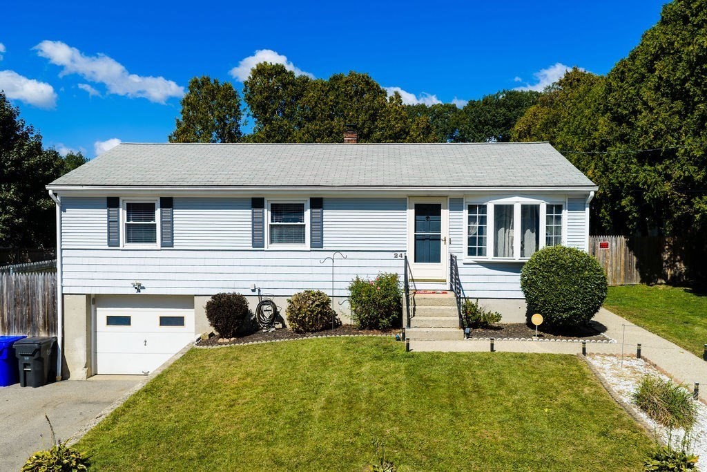 24 Vincenzo Drive Property Photo 1