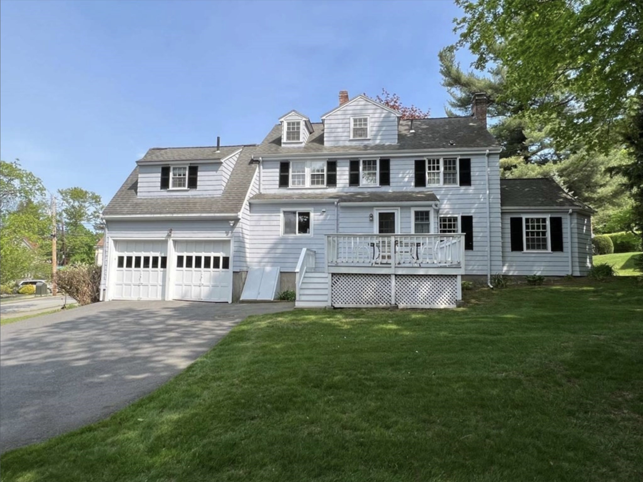 257 Dedham Property Photo 6