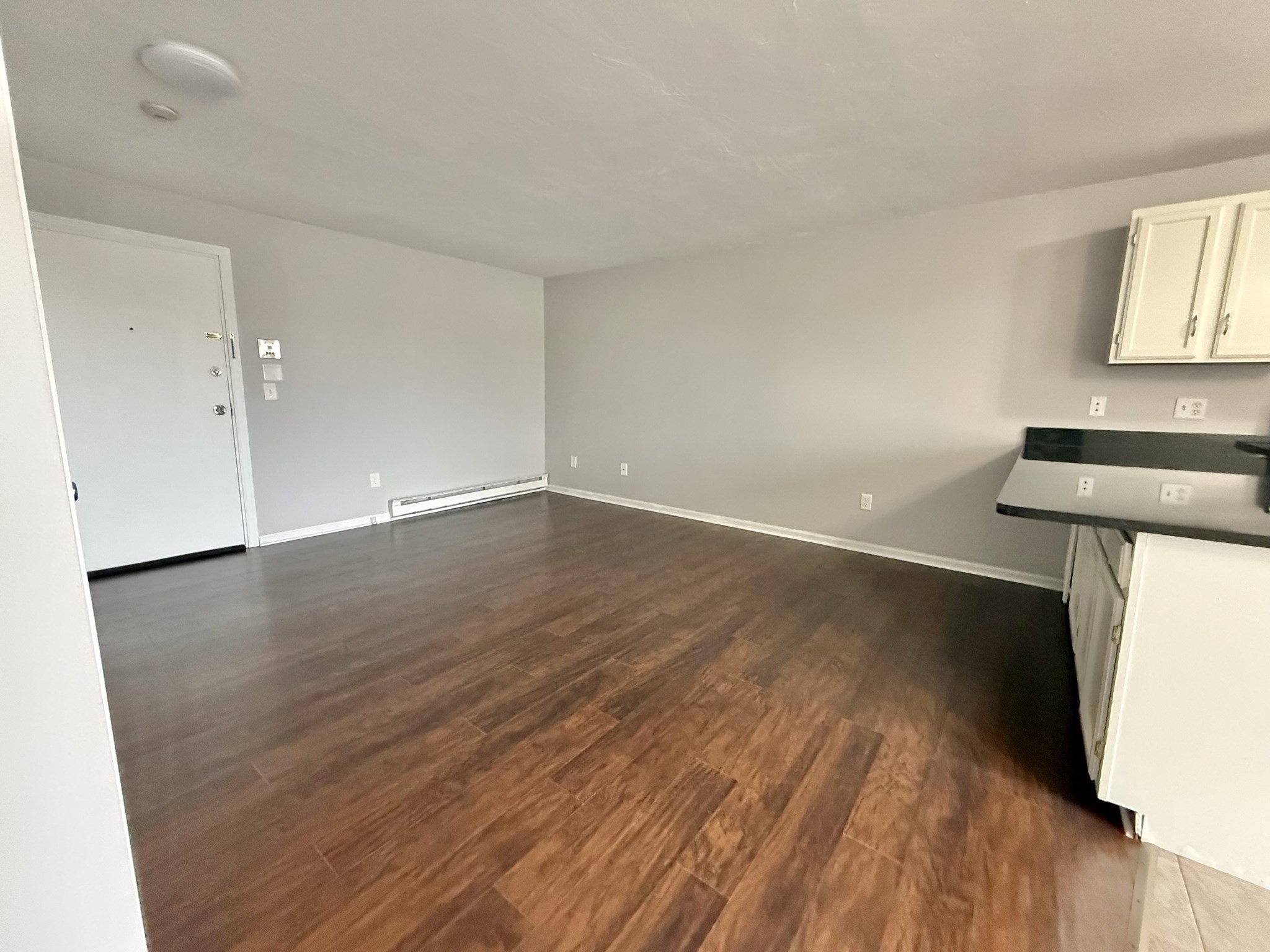 71 Edgeworth St # 17 Property Photo 7