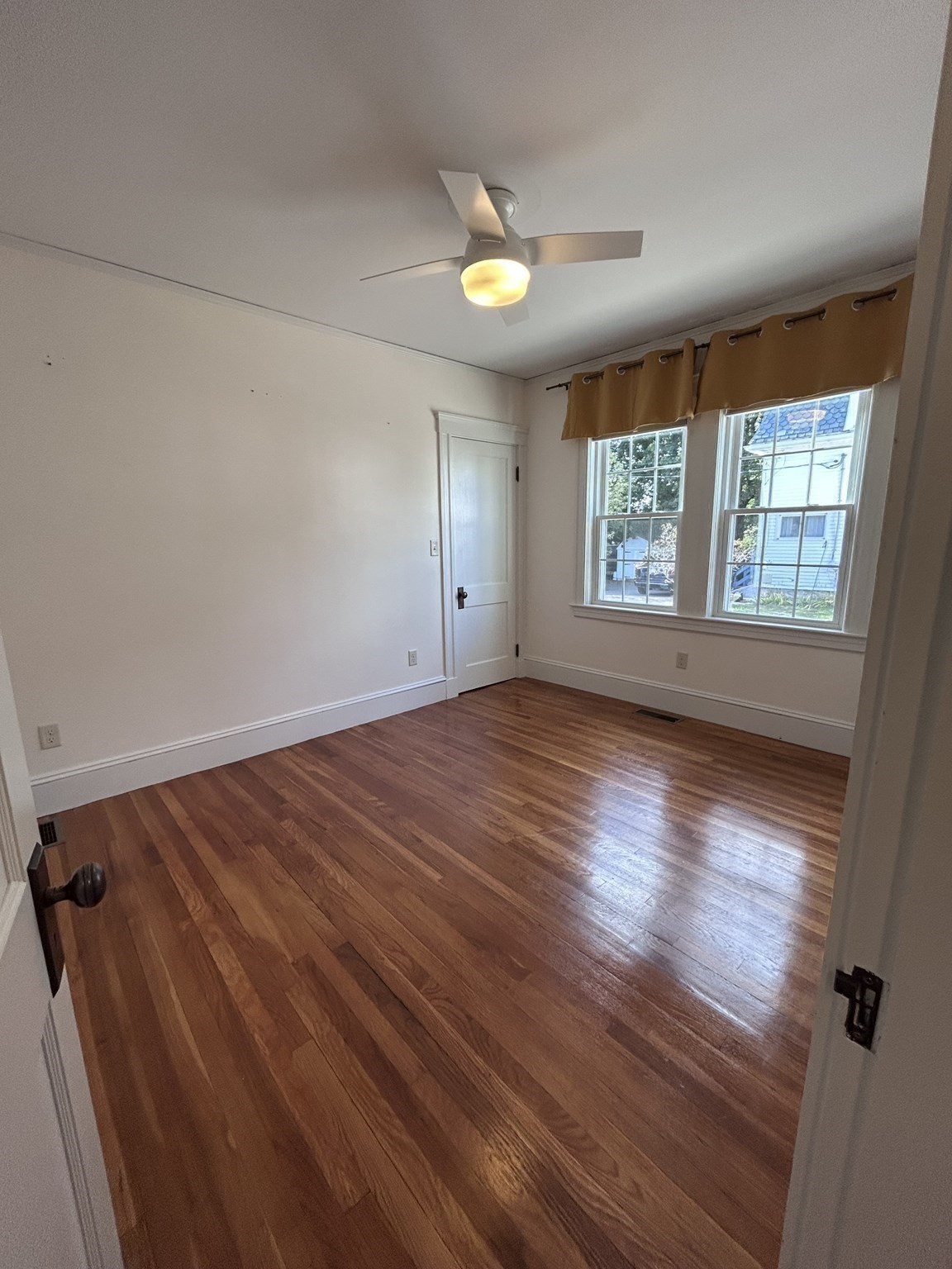 128 Willow # 1 Property Photo 18