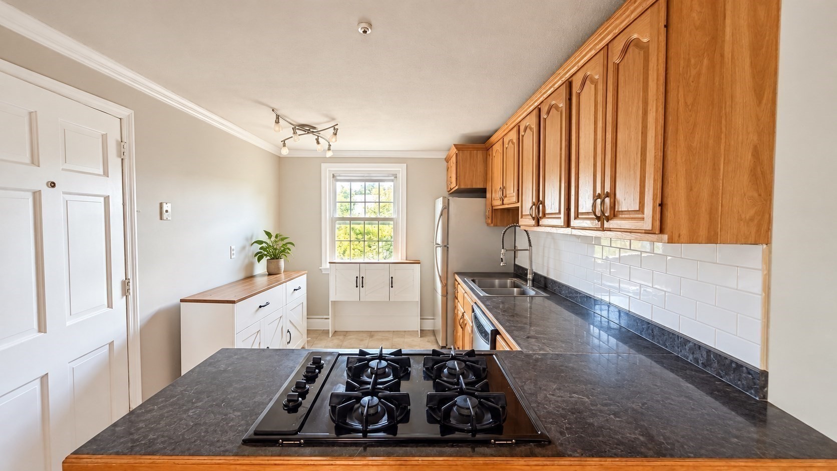 160 Tyngsboro Rd # 19c Property Photo 2