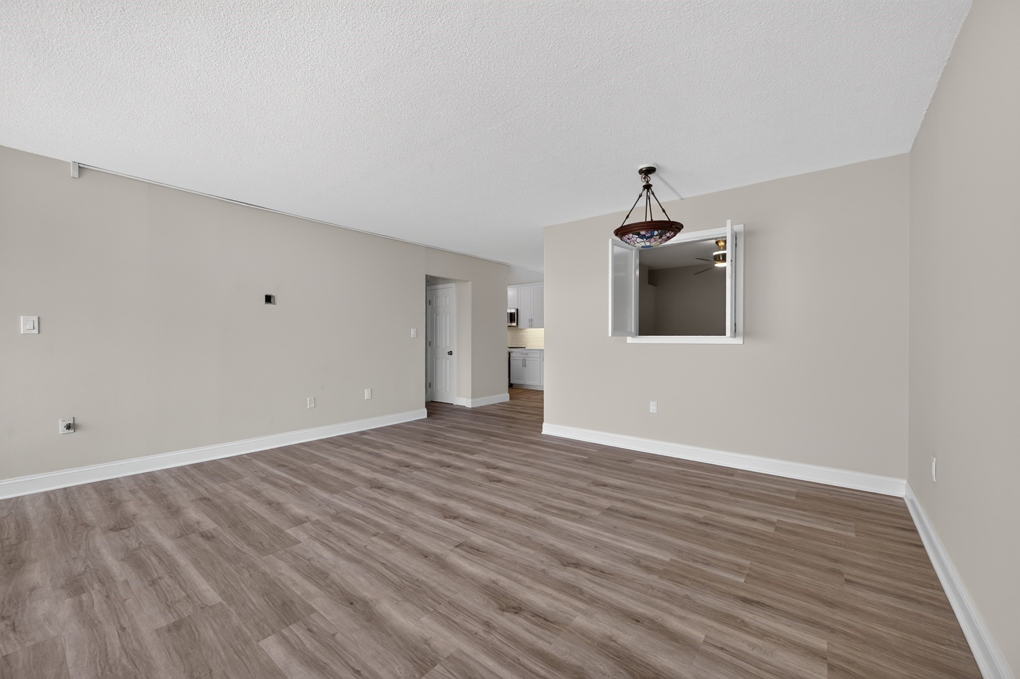 566 Commonwealth Ave # 308 Property Photo 2