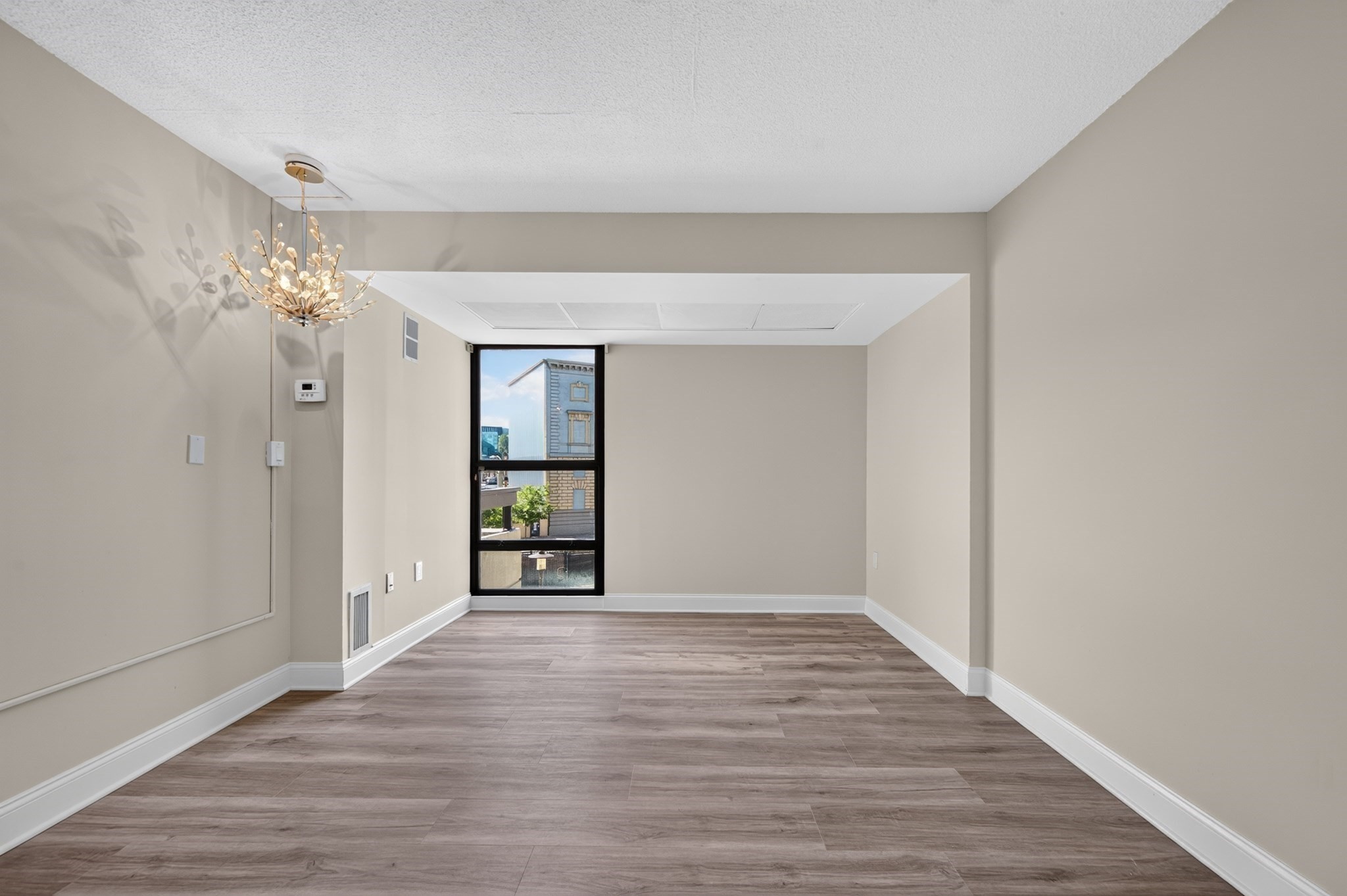 566 Commonwealth Ave # 308 Property Photo 4