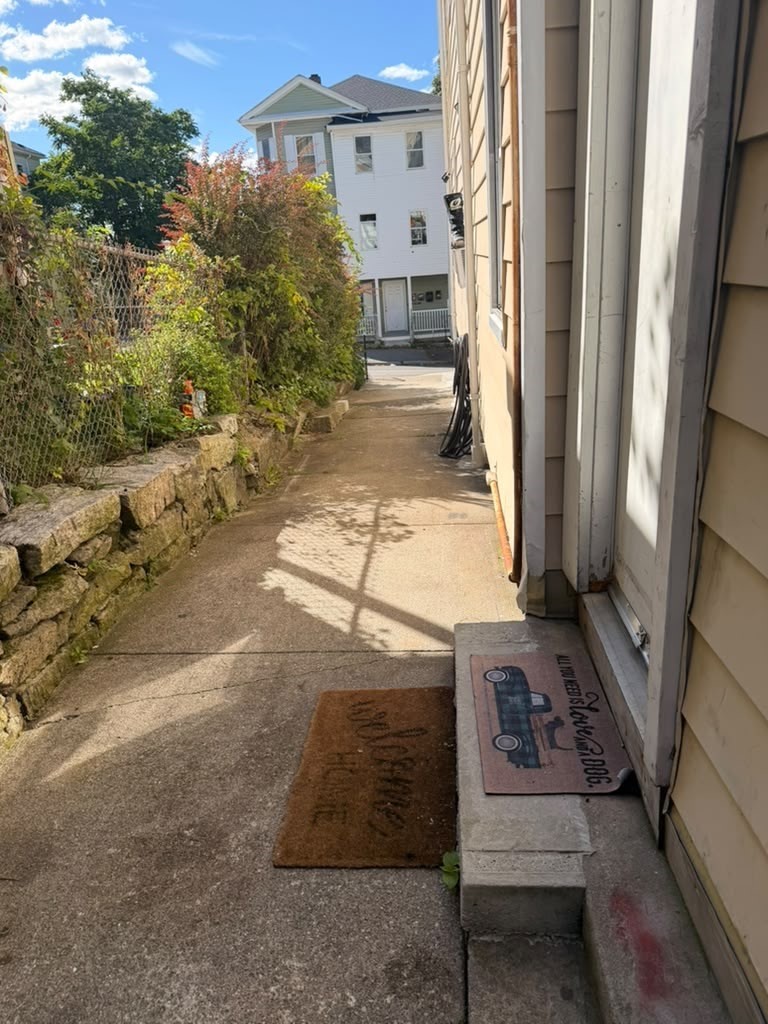 69 Fox St Property Photo 3