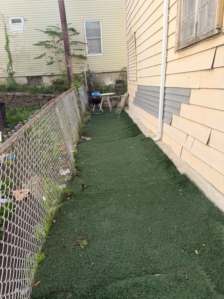 69 Fox St Property Photo 5