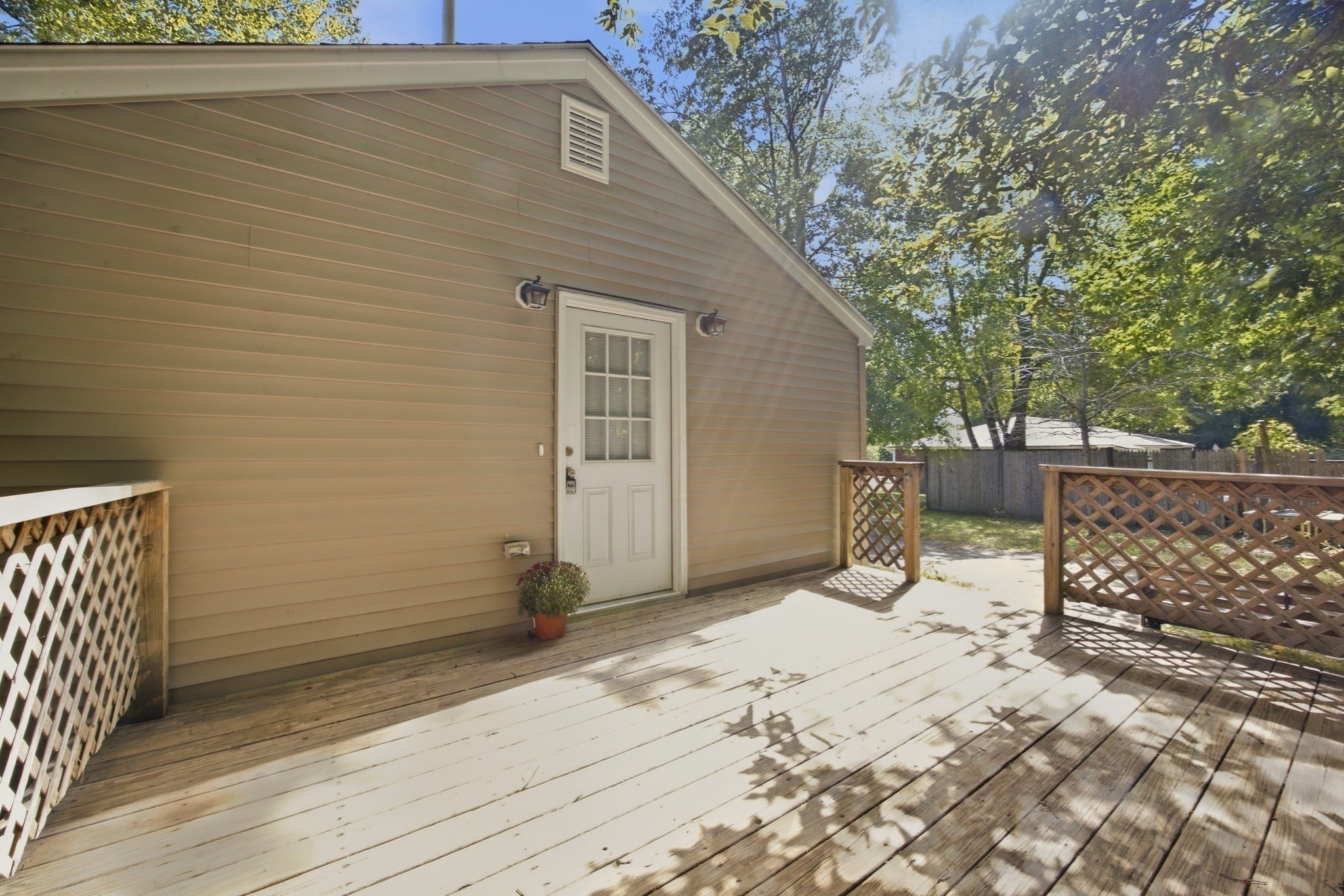 16 Fourth Ave. Property Photo 8