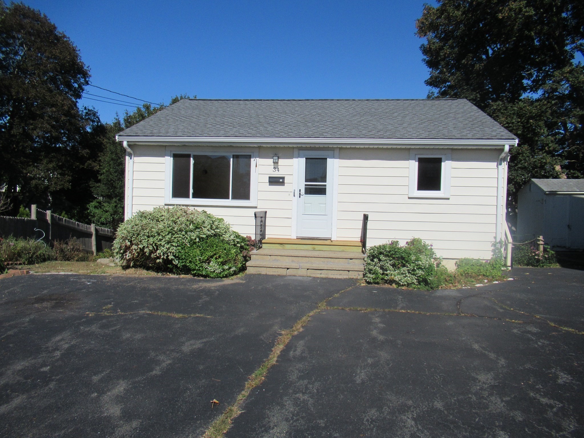 34 Middle Street Property Photo 2
