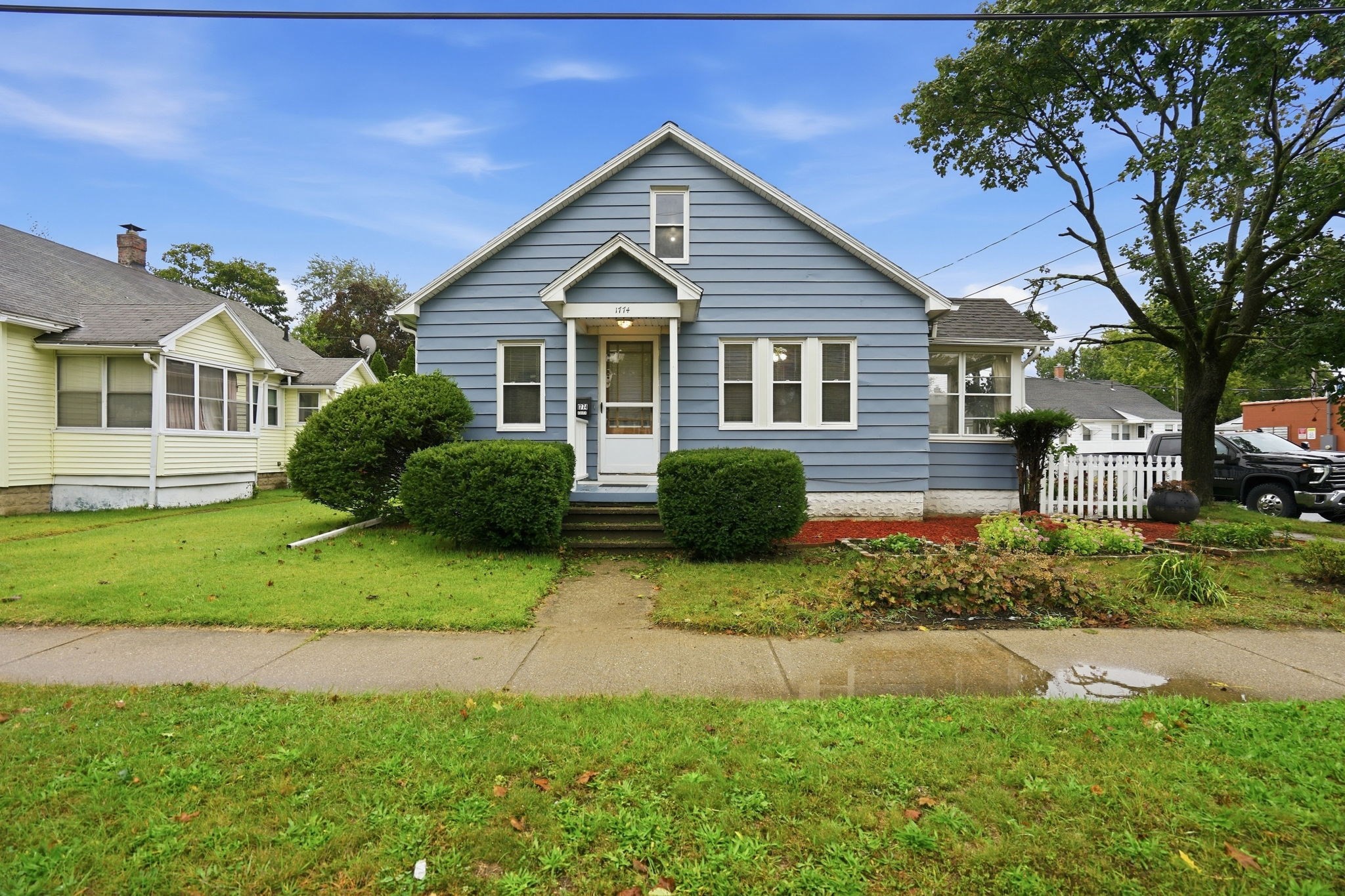 1774 Carew St Property Photo 1