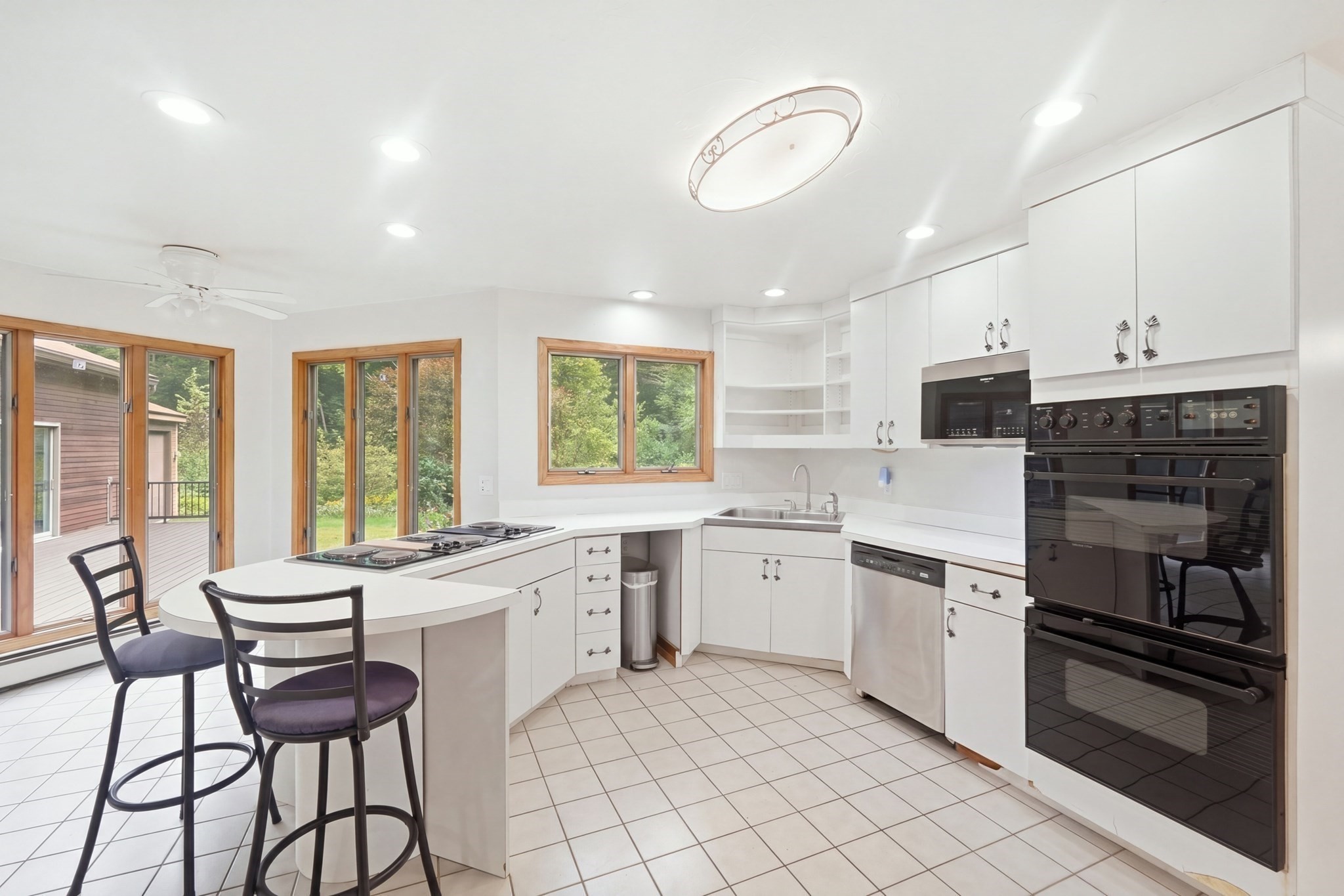 6 Nestlewood Ln Property Photo 11