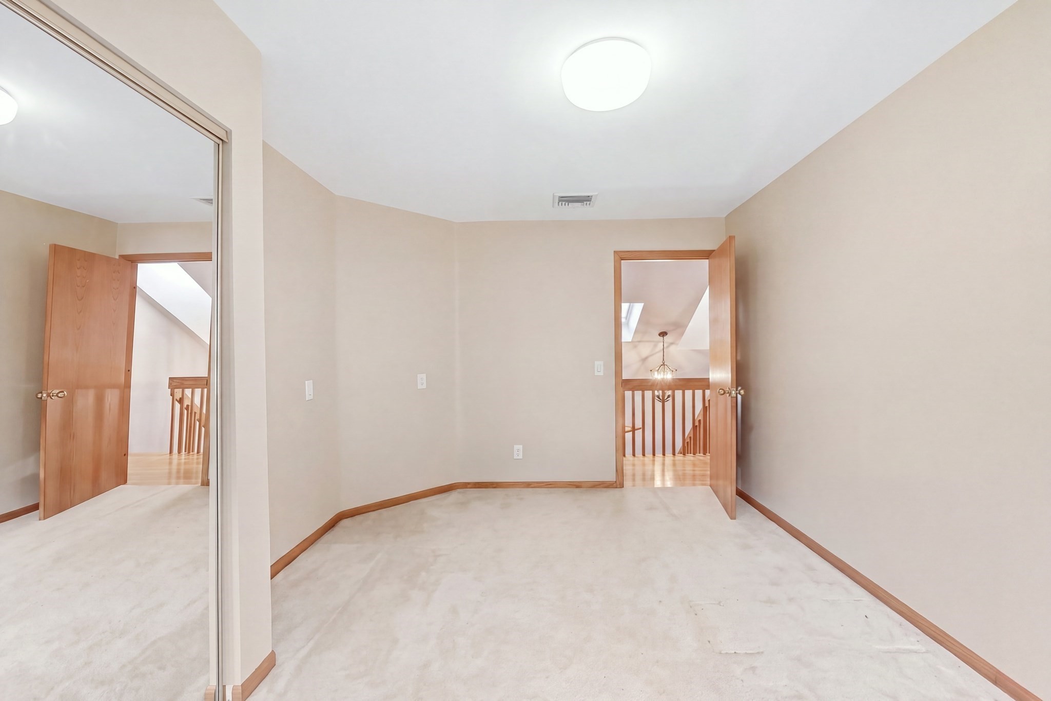 6 Nestlewood Ln Property Photo 25