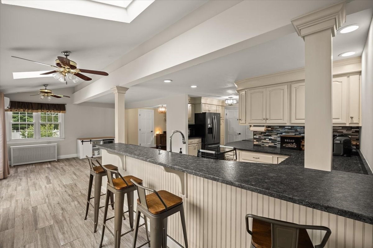 155 Commonwealth Ave Property Photo 9