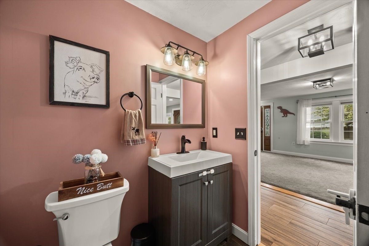 155 Commonwealth Ave Property Photo 17