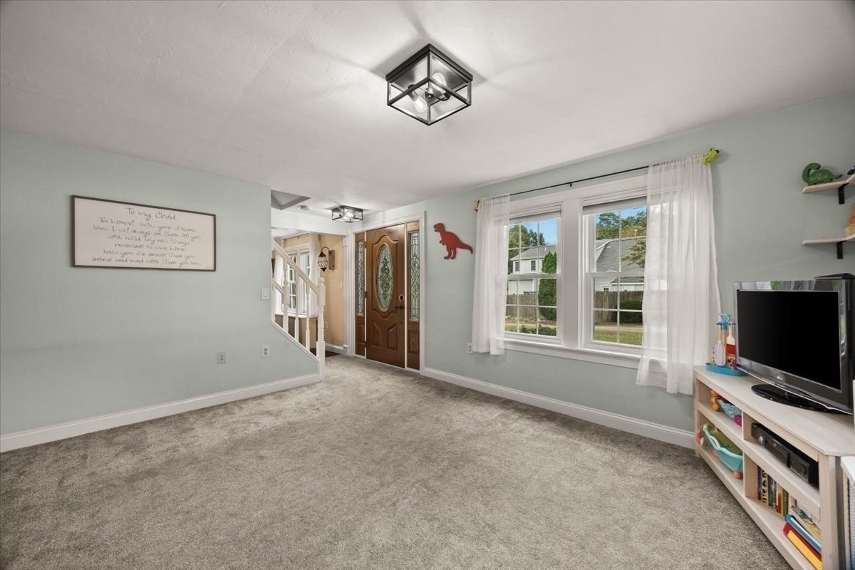 155 Commonwealth Ave Property Photo 18