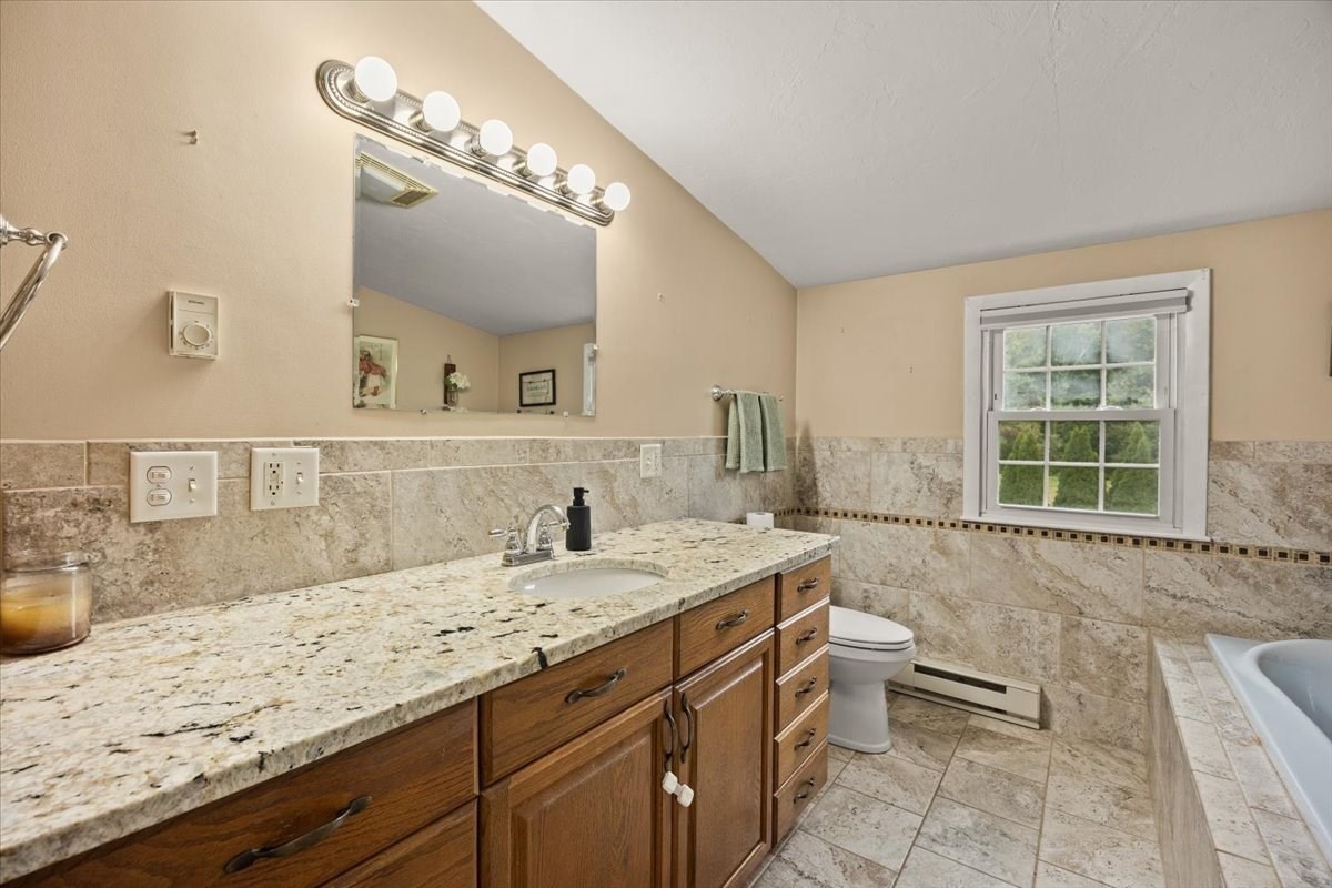 155 Commonwealth Ave Property Photo 21
