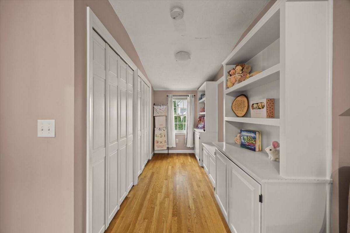 155 Commonwealth Ave Property Photo 23