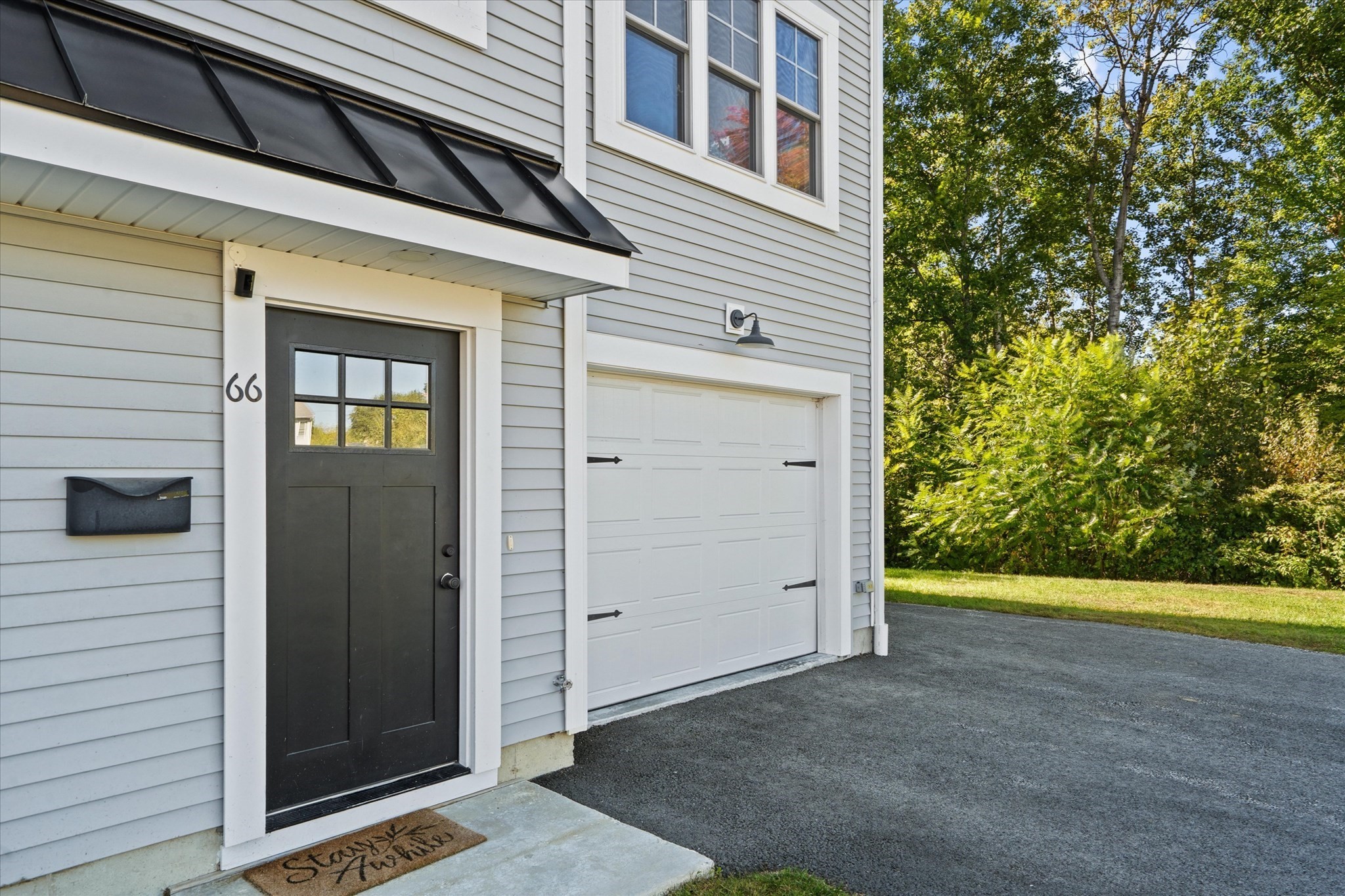 66 Castine St Property Photo 2
