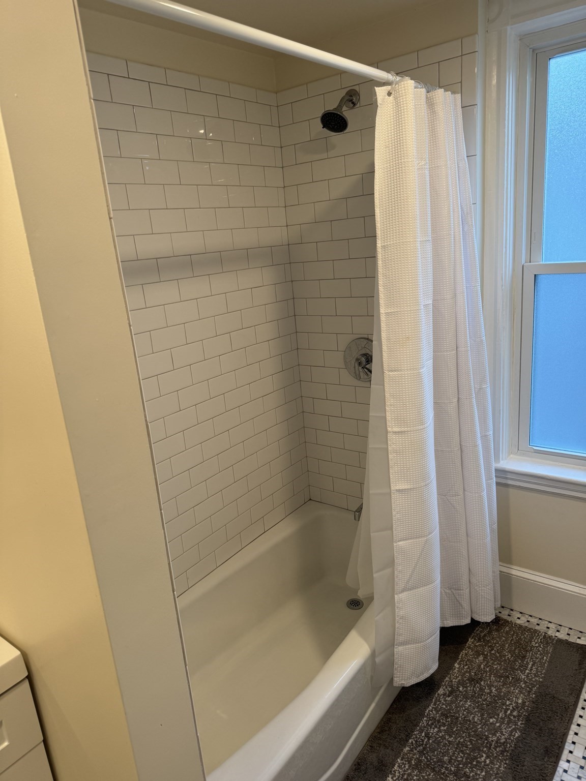 49 Holmes St # 2b Property Photo 4