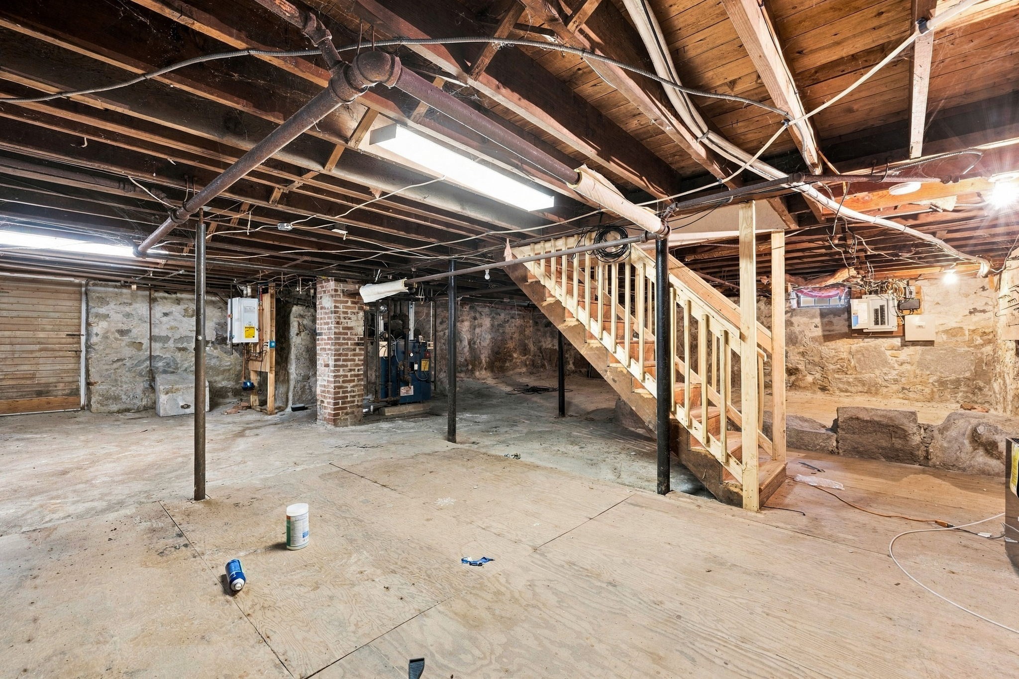 10 Salem St Property Photo 32