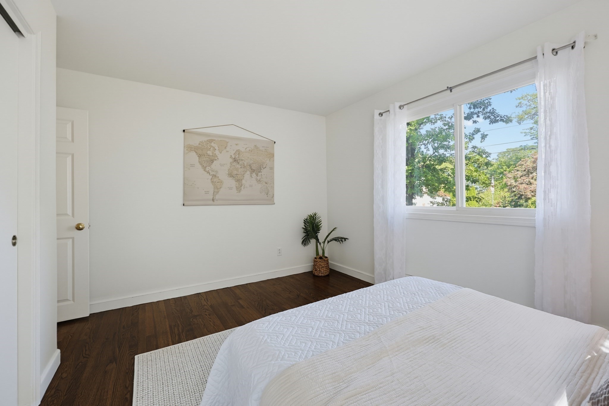 21 Burt St Property Photo 26