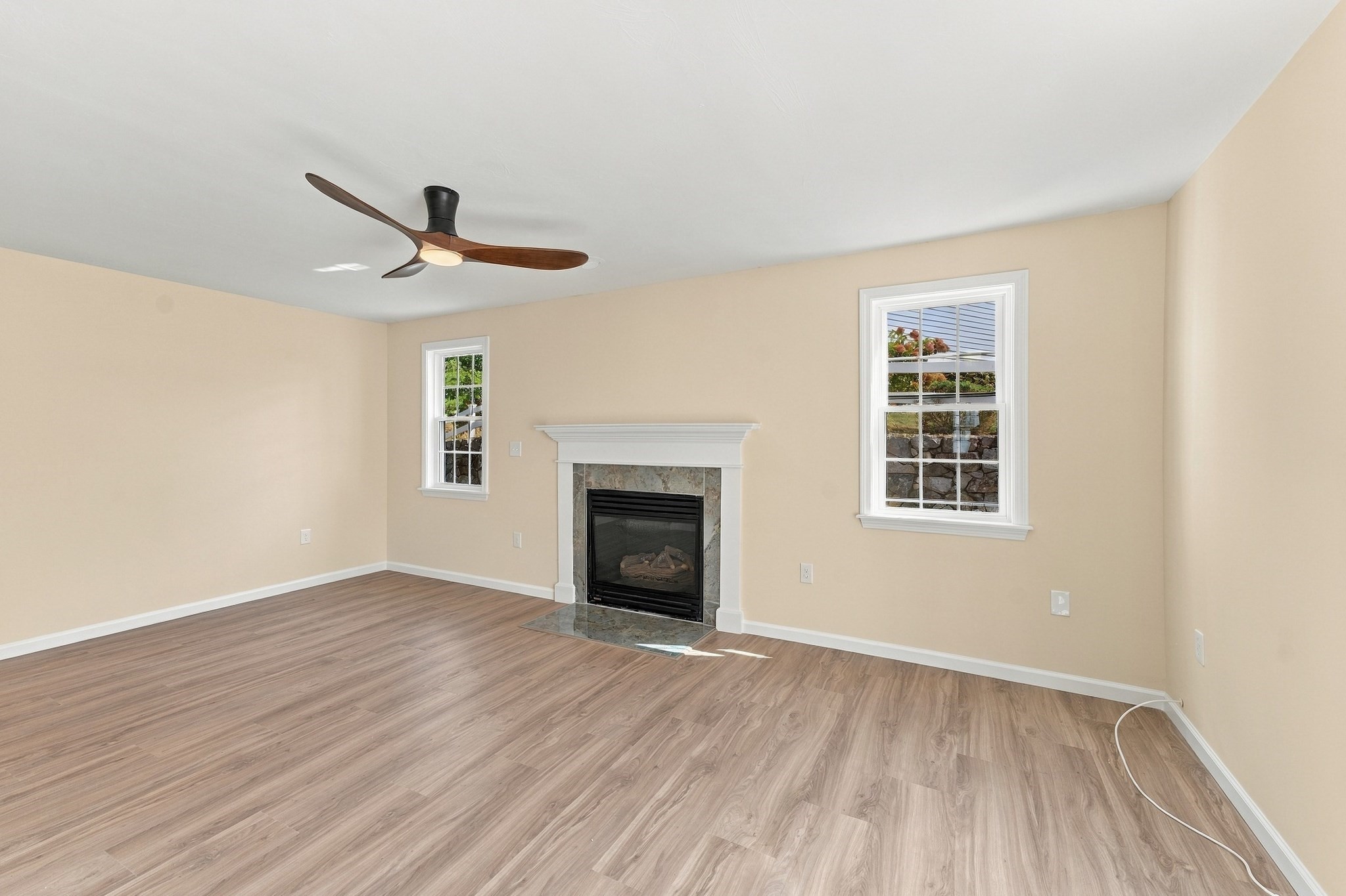 14 Crab Apple Ln # 14 Property Photo 6