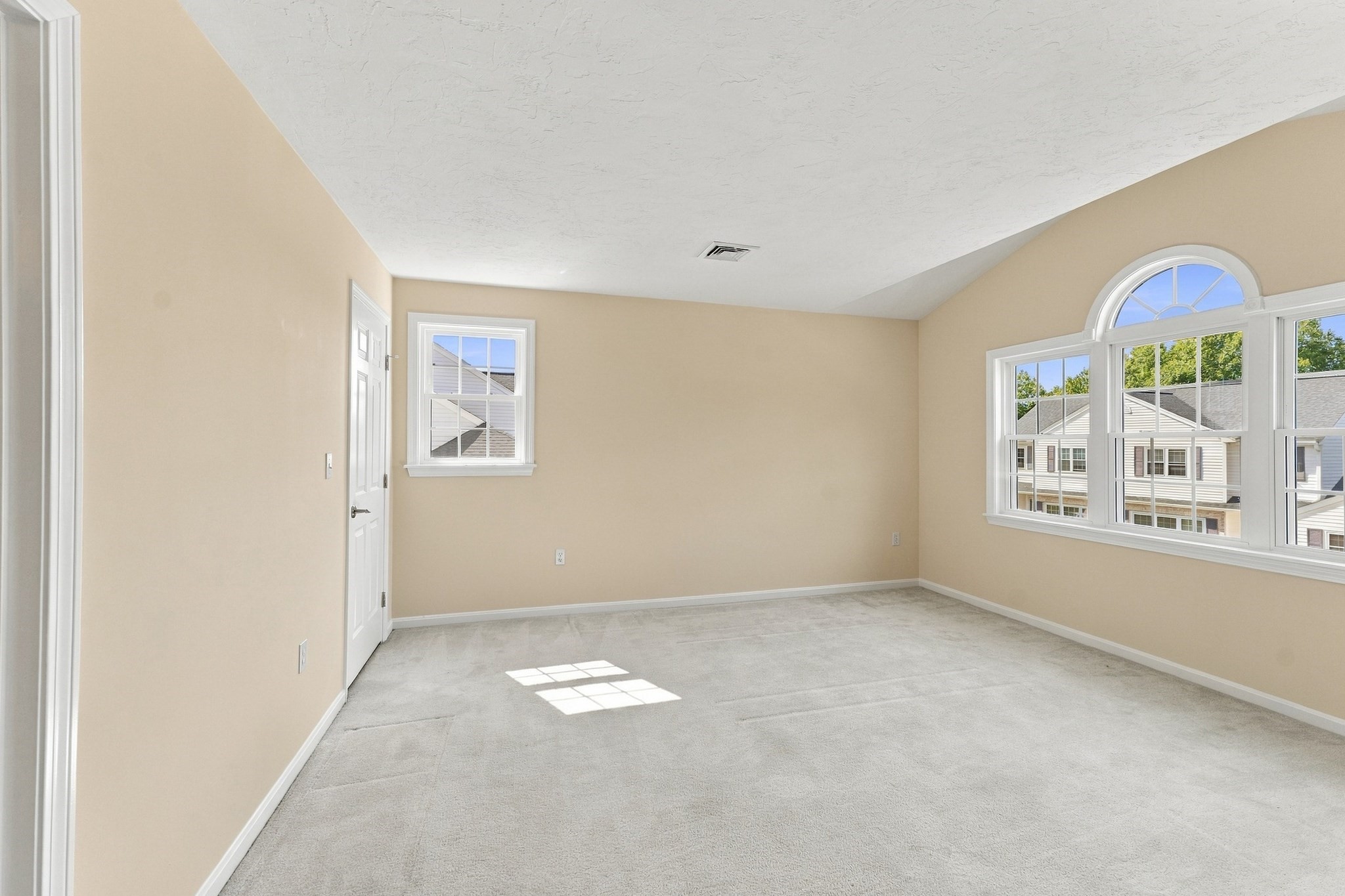 14 Crab Apple Ln # 14 Property Photo 19