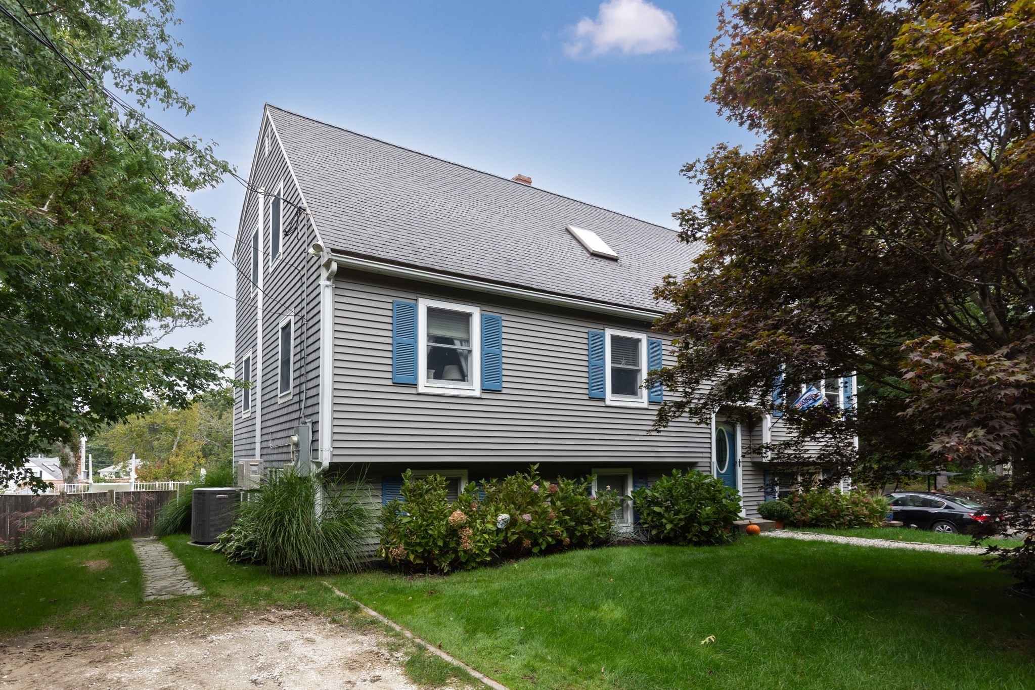 48 Sachem Rd. Property Photo 2