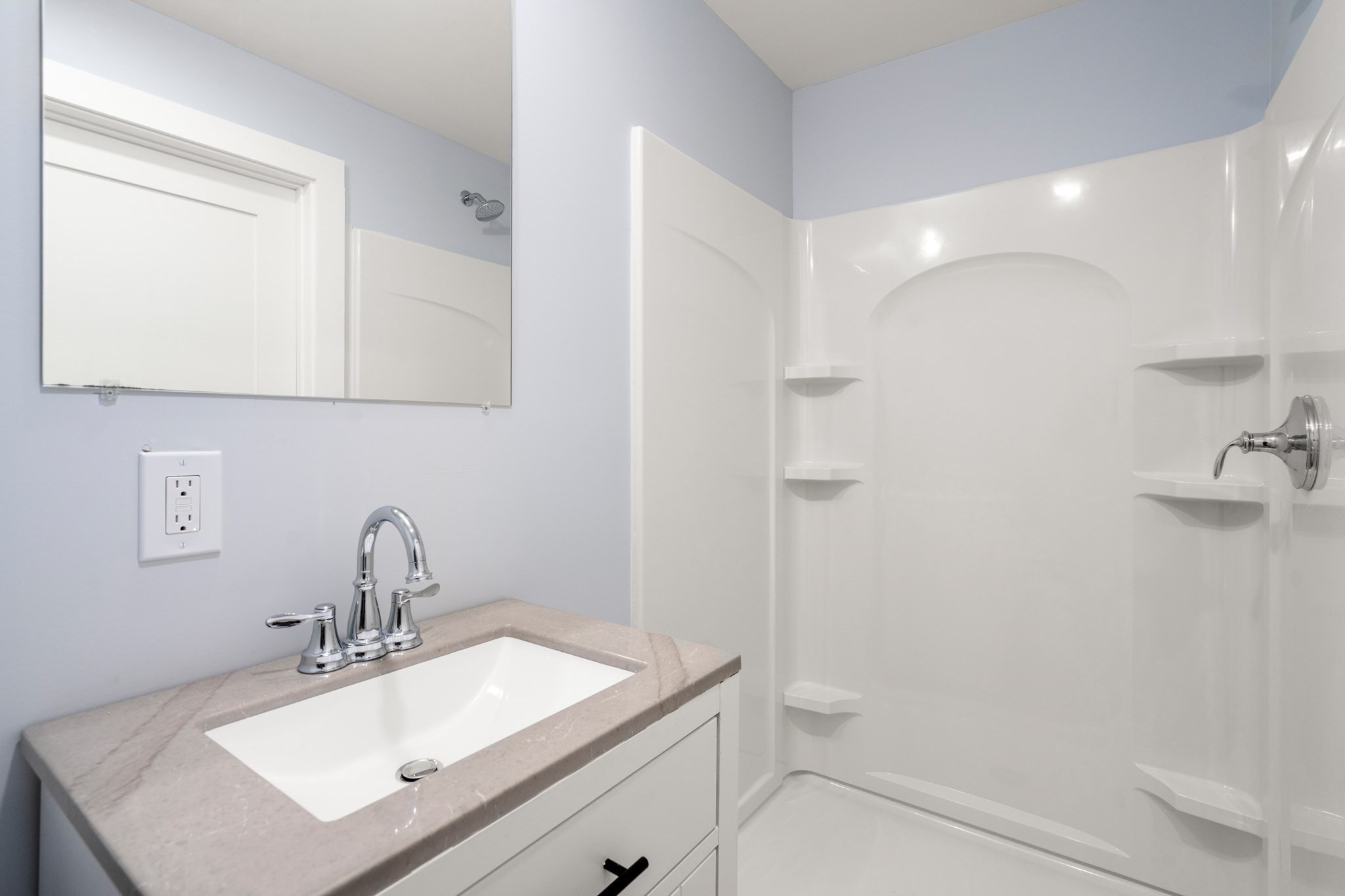 78 Pleasant St Property Photo 15