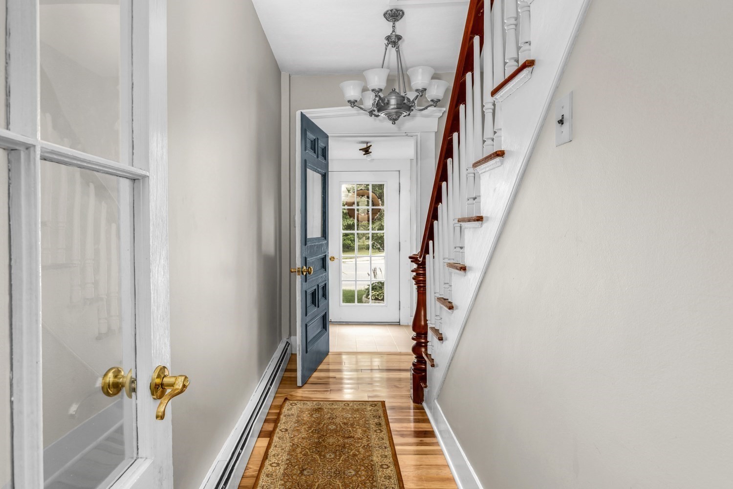 1322 Pond St Property Photo 4