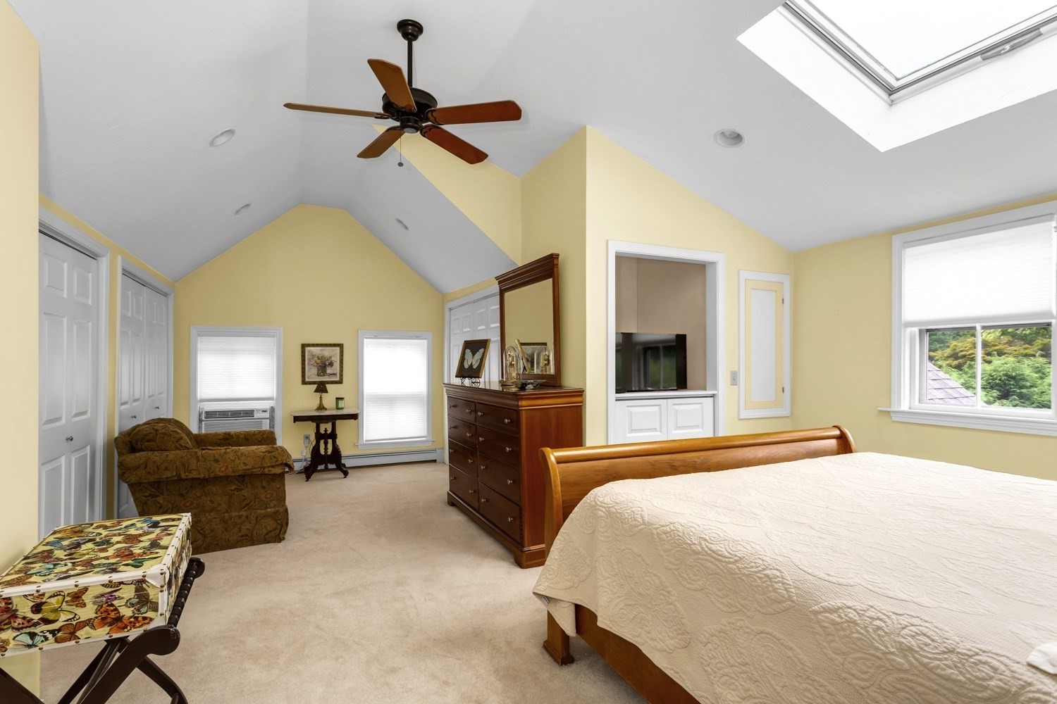 1322 Pond St Property Photo 24