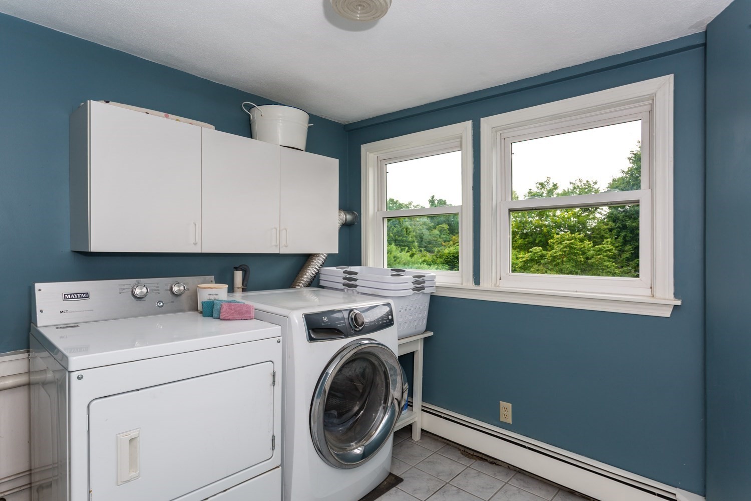 1322 Pond St Property Photo 27
