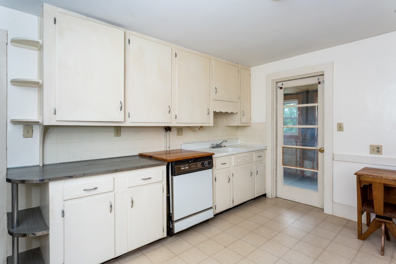 1322 Pond St Property Photo 29