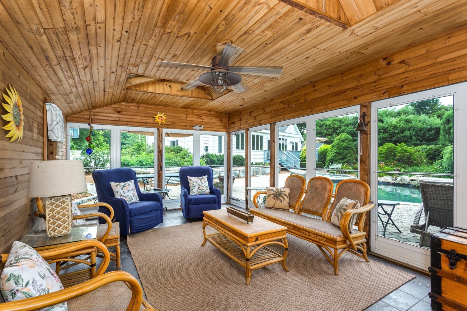 1322 Pond St Property Photo 39