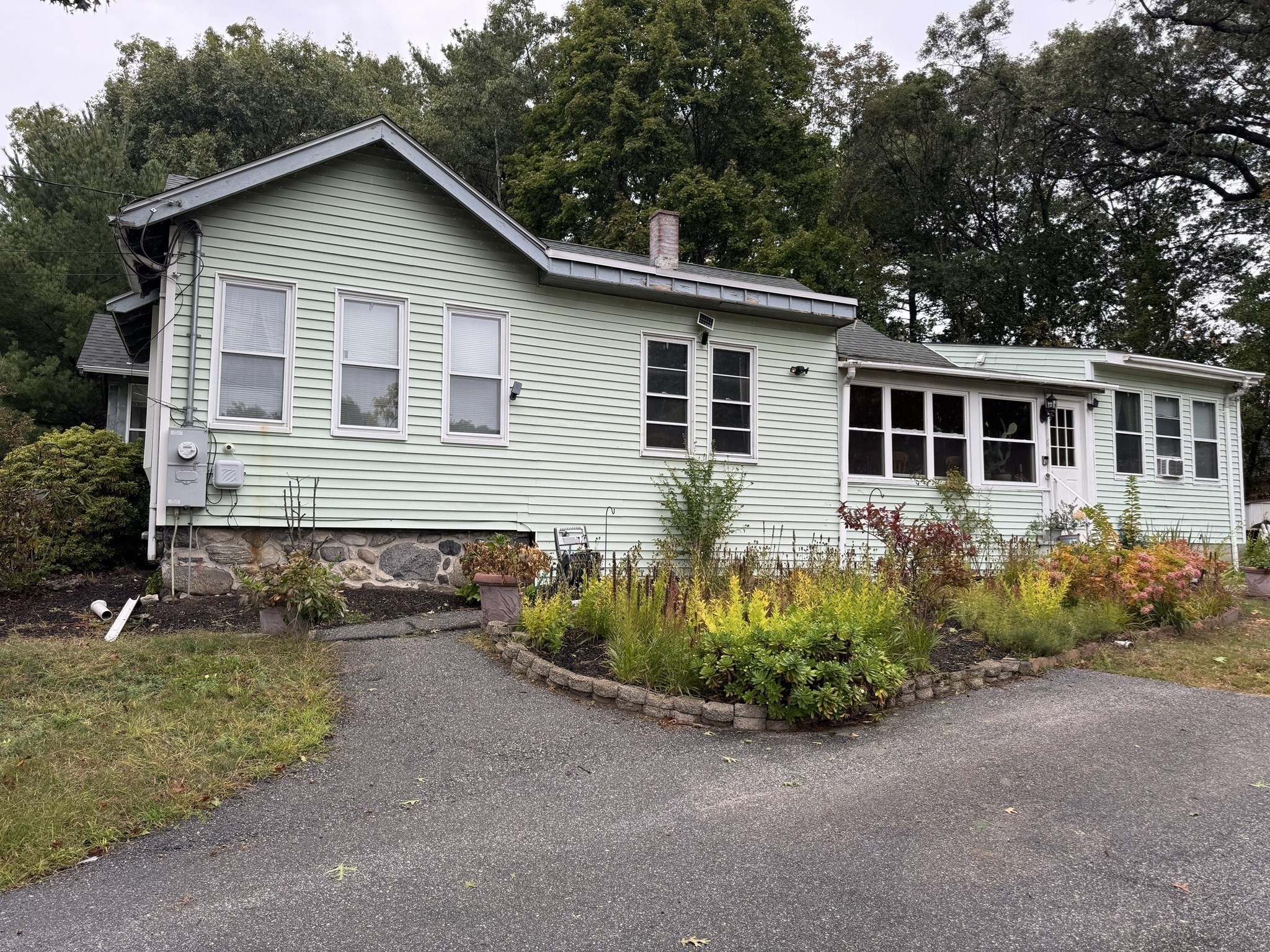 172 Boston Road Property Photo 1