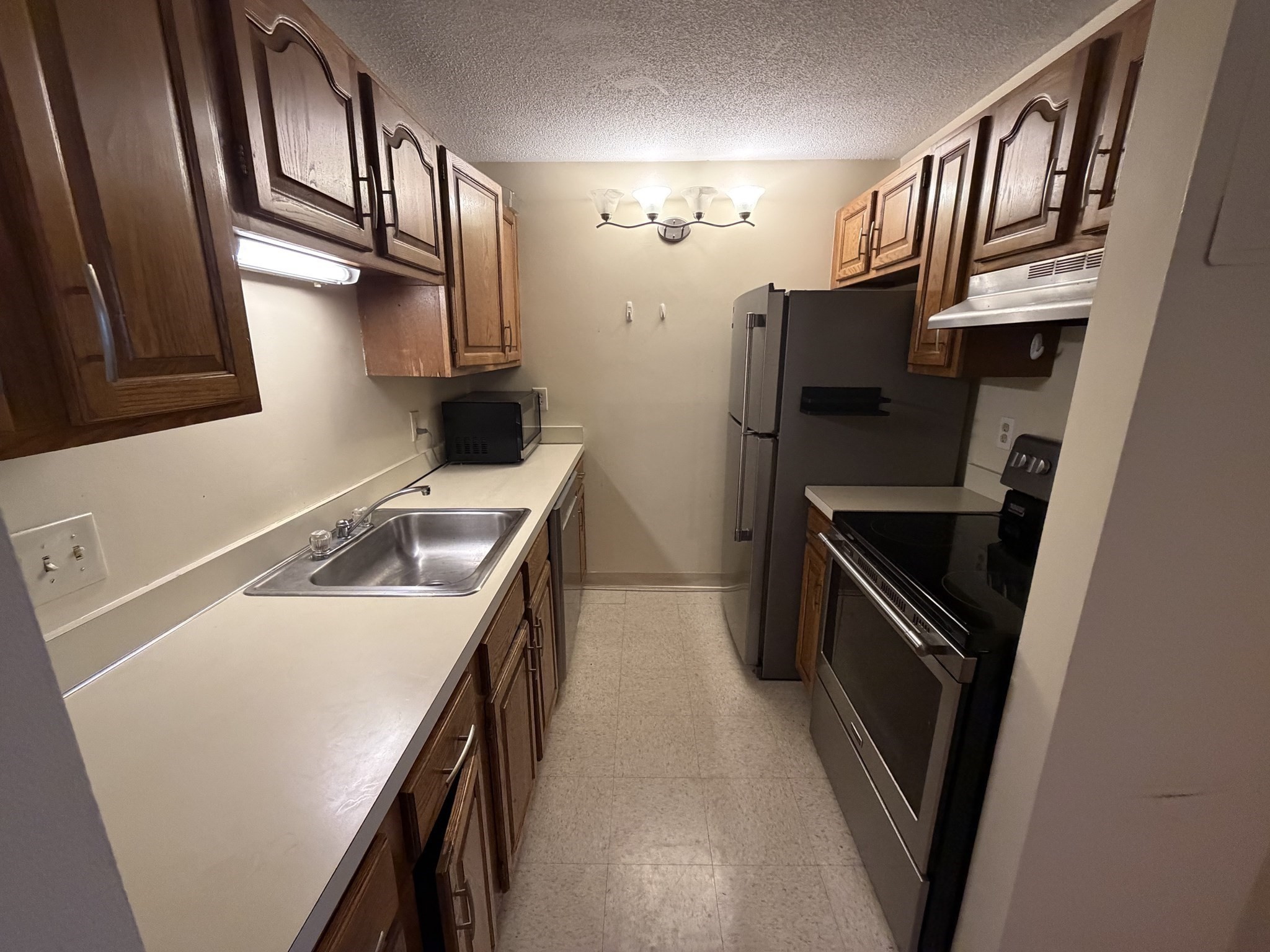 1580 Massachusetts Ave # 3e Property Photo 2