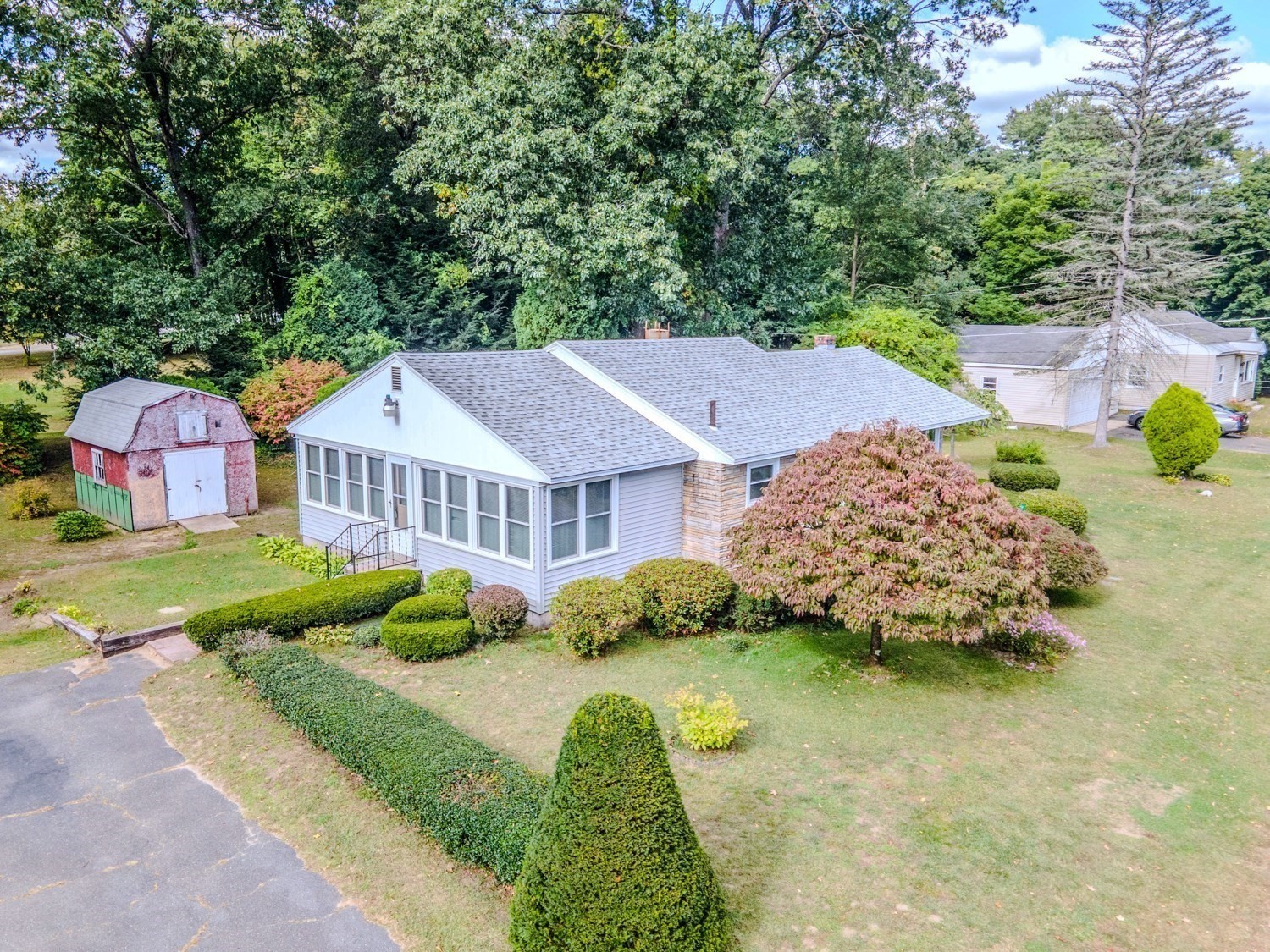 54 Dell Street Property Photo 39
