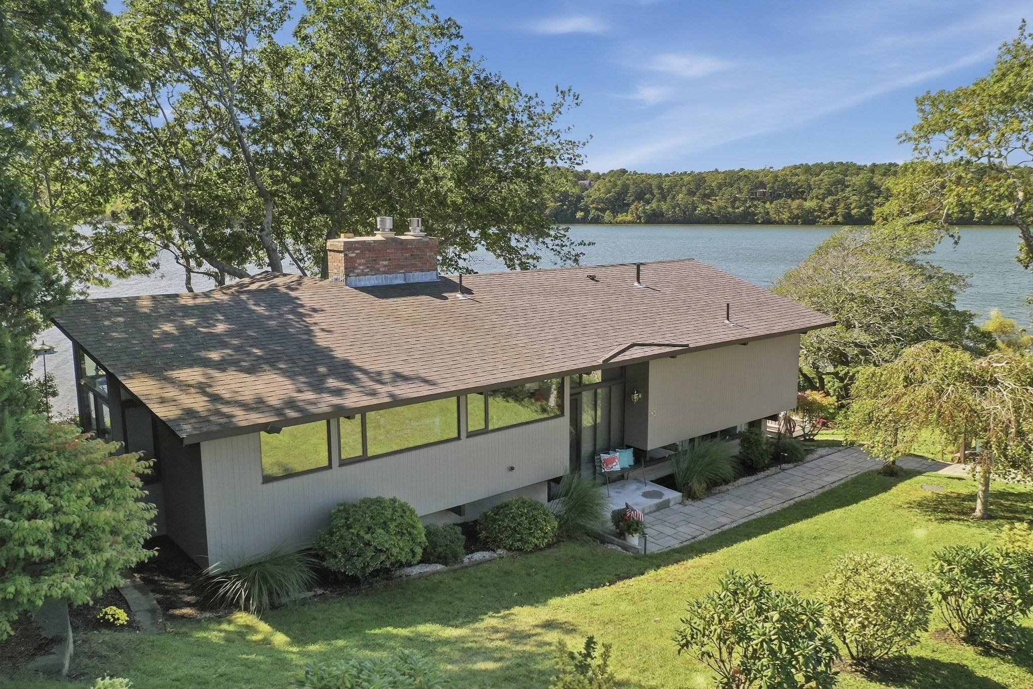 32 Eagle Hill Dr Property Photo 1