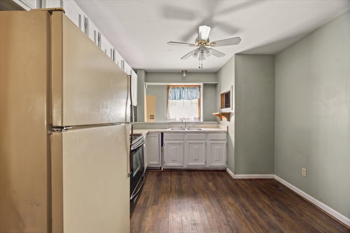 95 Crooked Ln Property Photo 17