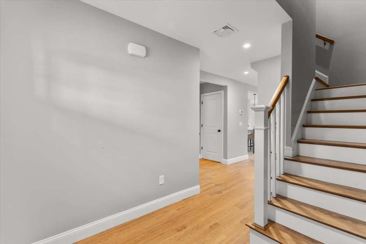 19 Hunter St. # 2 Property Photo 5