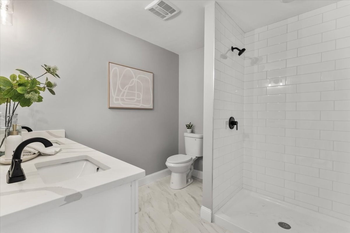 19 Hunter St. # 2 Property Photo 28