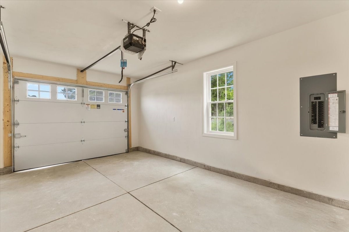 19 Hunter St. # 2 Property Photo 35