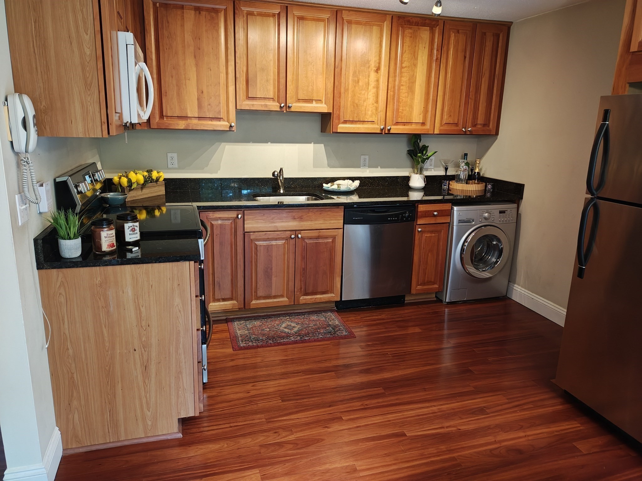 2320 Skyline Dr # 18 Property Photo 3