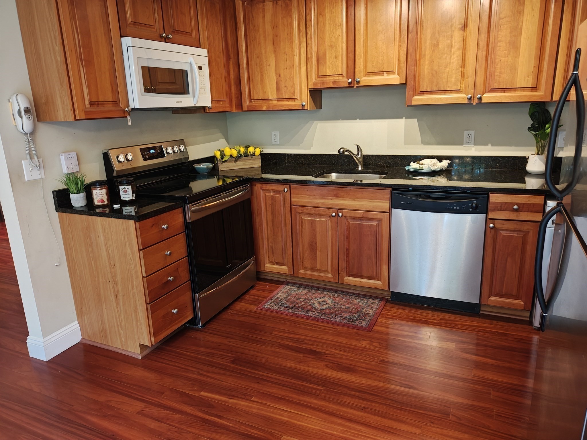 2320 Skyline Dr # 18 Property Photo 4