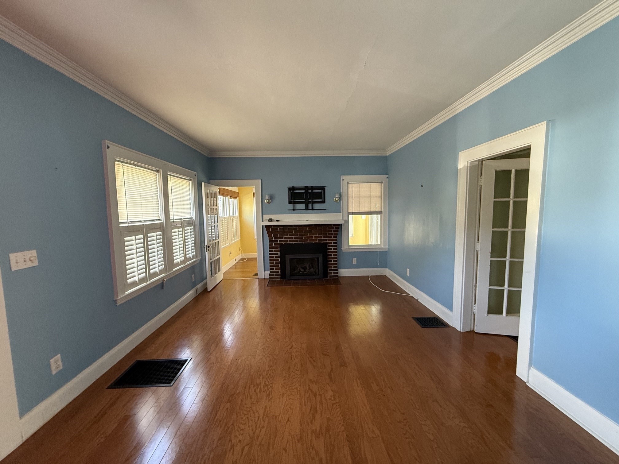 71 Ocean St Property Photo 3