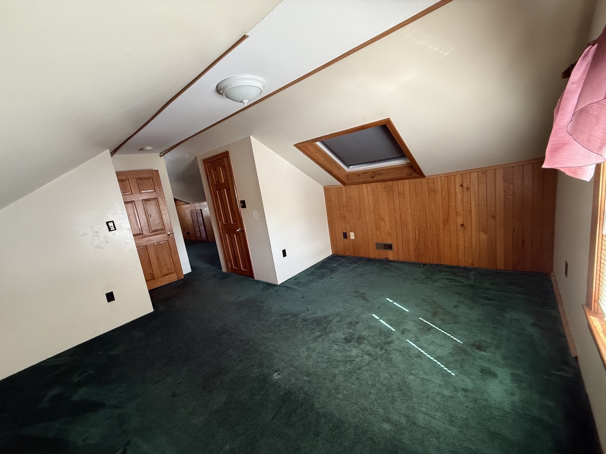 71 Ocean St Property Photo 11