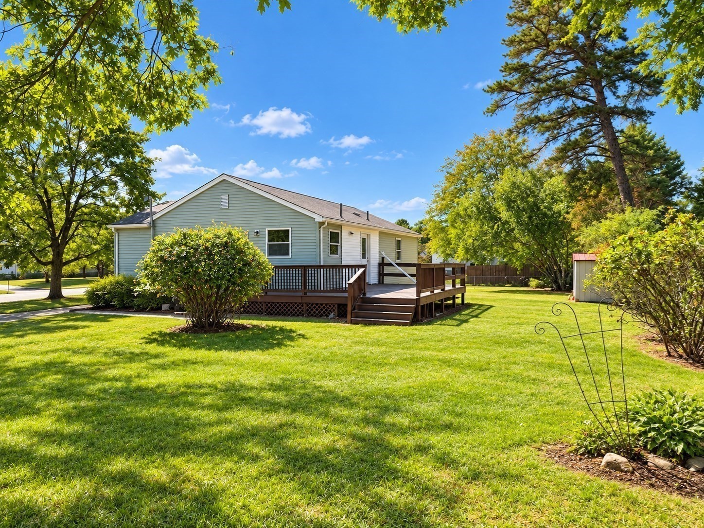 32 Campbell Dr Property Photo 6