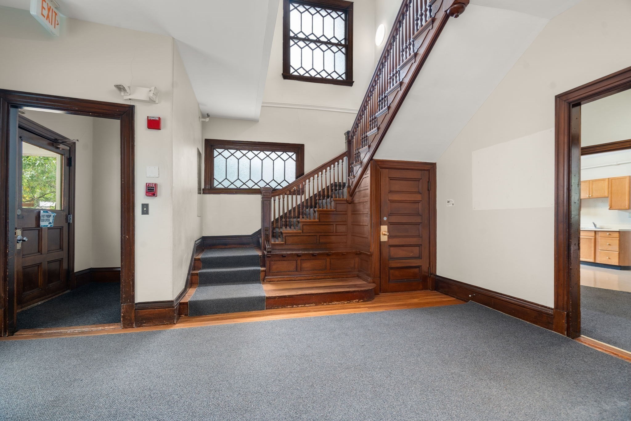 15 Maple Ter Property Photo 2